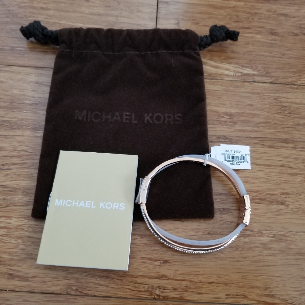 Michael Kors - Pavé rose gold tone wisteria bangle
